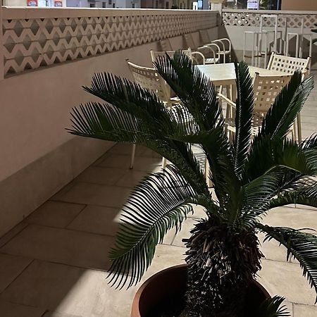 A Due Passi Dal Mare Bed & Breakfast Катандзаро Екстериор снимка