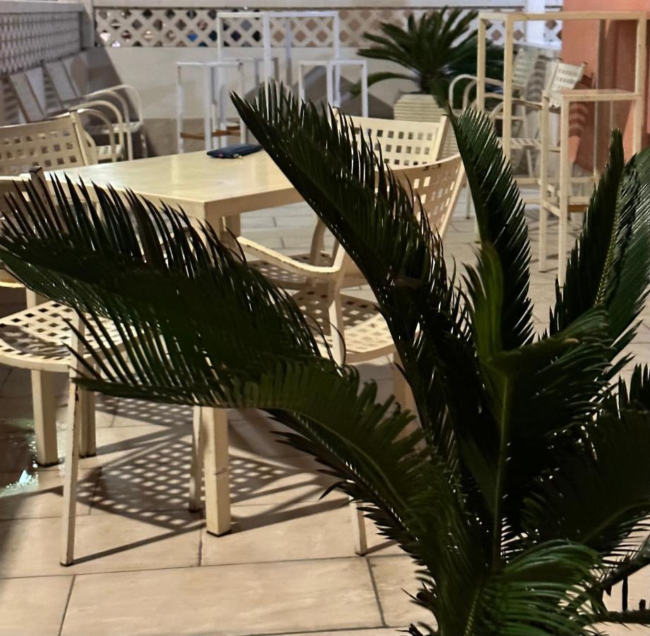 A Due Passi Dal Mare Bed & Breakfast Катандзаро Екстериор снимка